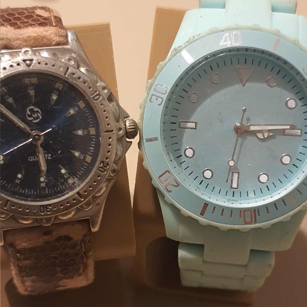 🦋10/$20🦋 Lot of 2 Paul Sebastian & Unbranded Women's Watches- Working